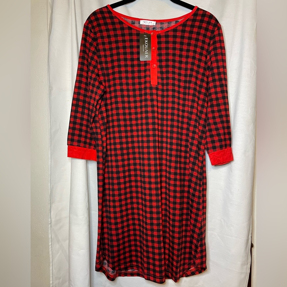 NWT Ekouaer Red and Black Checkered Night Gown Loungewear Size M